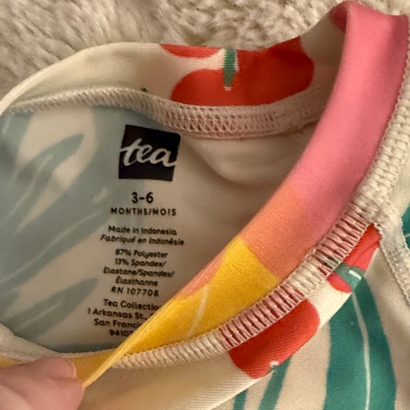 Tea collection Tropical Rash Guard Set - Picture 3 of 4